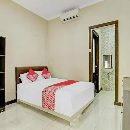 Oyo 90505 Pondok Karenda